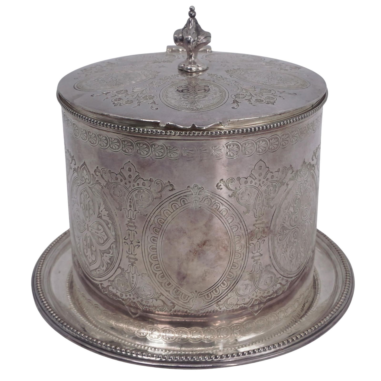 Antique Silver Plated Biscuit Barrel (1 of 10)