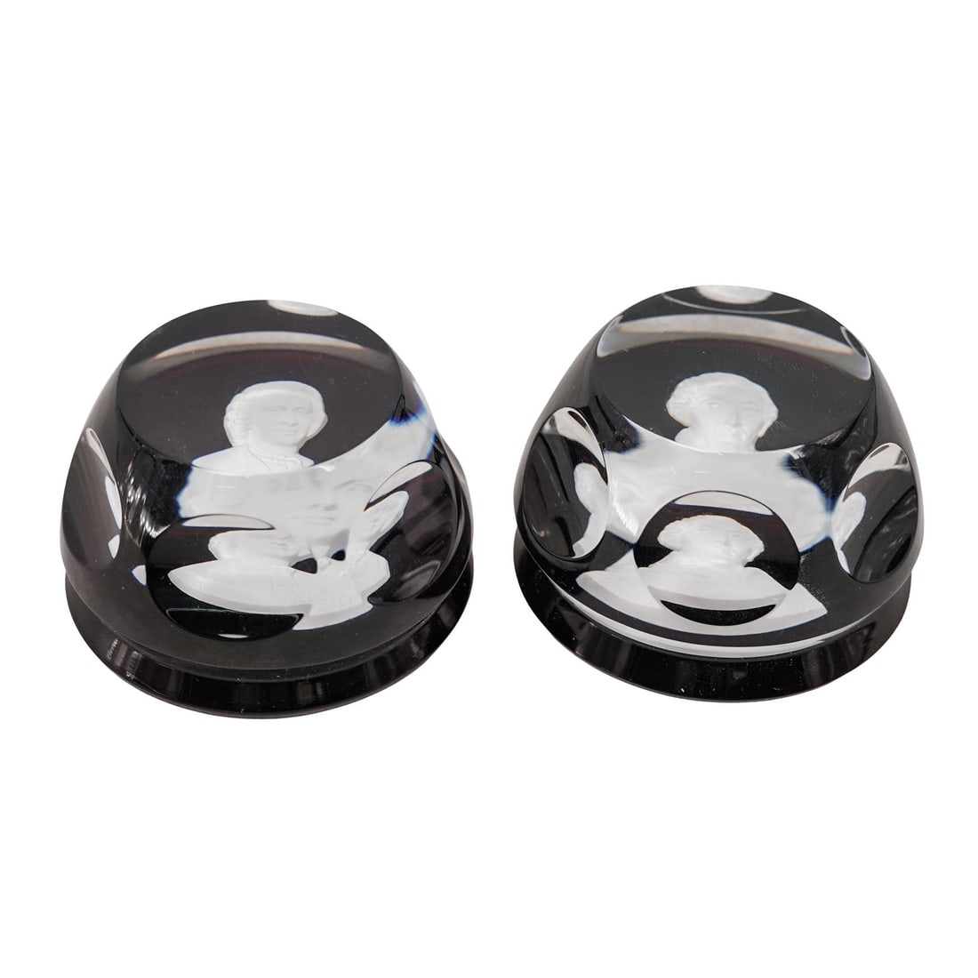 (2 Pc) Baccarat For Franklin Mint Crystal Cameo Paperweights (1 of 6)