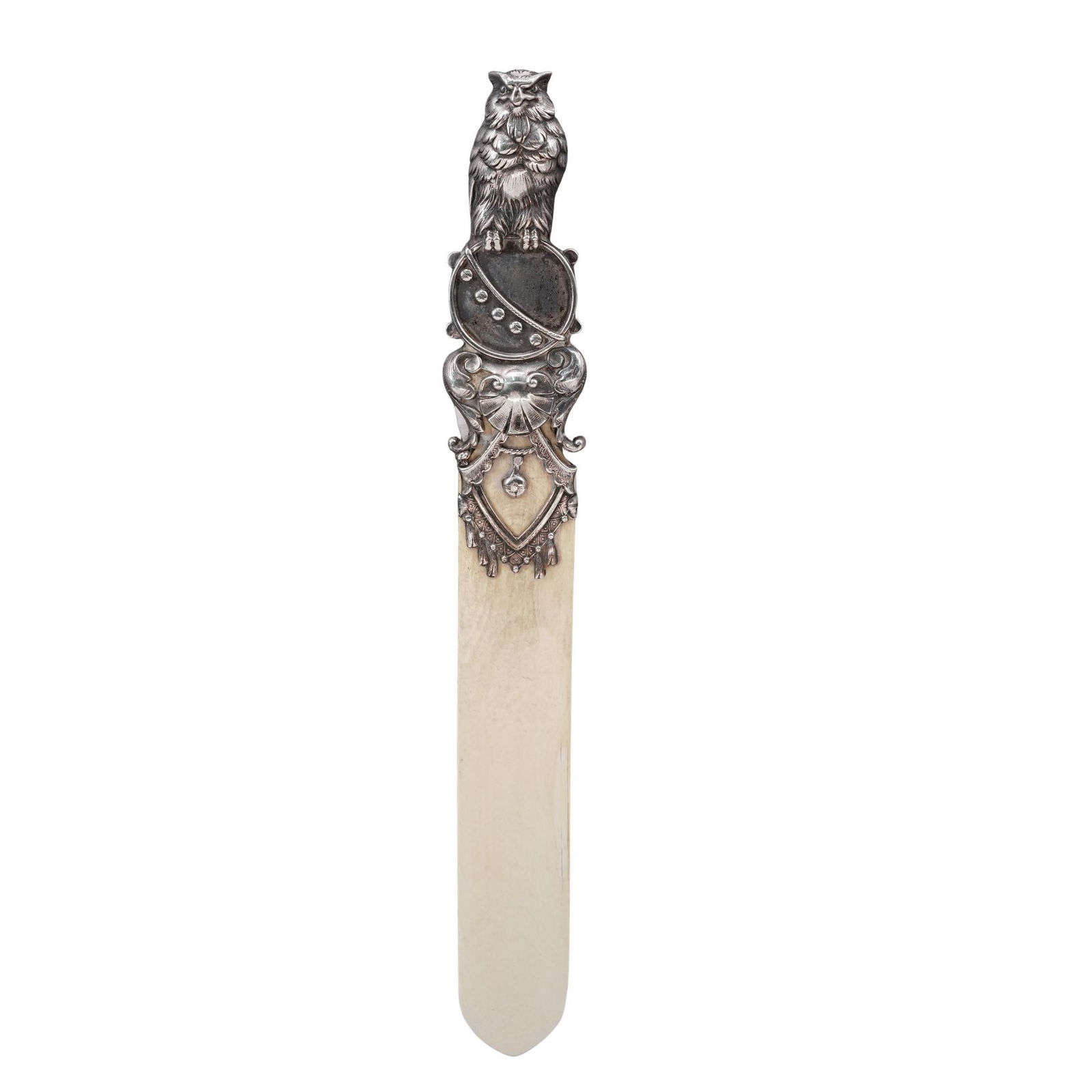 Antique 800 Silver Owl & Carved Bone Page Turner: Antique 800 Silver Owl & Carved Bone Page Turner Late 19th-Early 20th c., Europe Antique page turner featuring a carved bone blade with an ornate handle topped by a highly detailed figural owl. It is