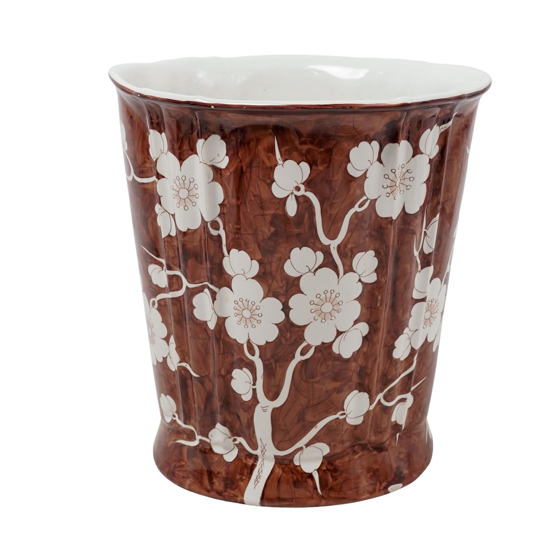 Large Sherle Wagner Italy Floral Ceramic Wastebasket: Large Sherle Wagner Italy Floral Ceramic Wastebasket20th century, ItalyLarge Sherle Wagner Italy Floral Ceramic WastebasketSherle Wagner is a high-end designer known for luxury bathroom fixtures and a