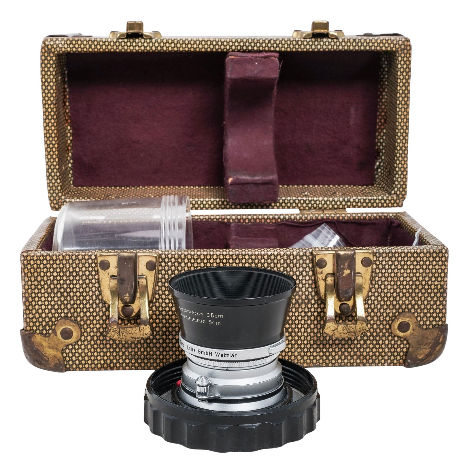 Ernst Leitz GmbH "Summaron" 1:3:5 Lens and Case (1 of 9)