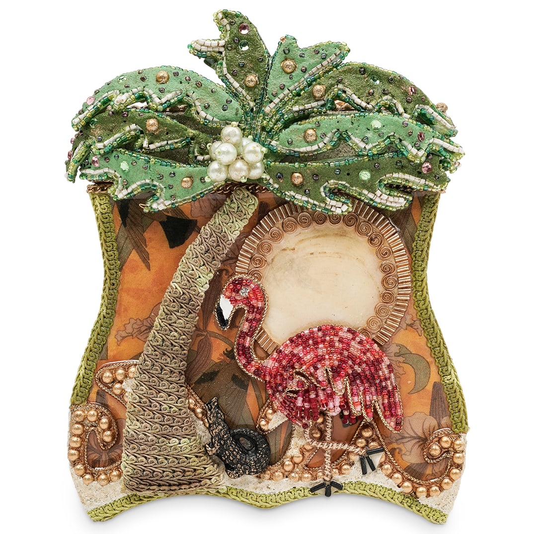 Mary Frances Flirty Flamingos Beaded Crossbody Box Handbag: Mary Frances Flirty Flamingos Beaded Crossbody Box Handbag 20th century Mary Frances Flirty Flamingos Beaded Crossbody Box Handbag with a Palm tree design. The handbag has a rigid, boxy structure, a