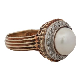 18k Gold Pearl & Diamond Ring