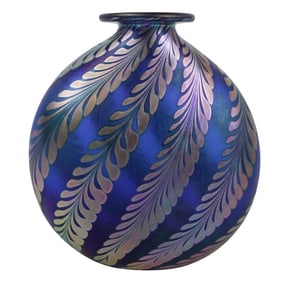 Steven Correia Pulled Feather Art Glass Vase