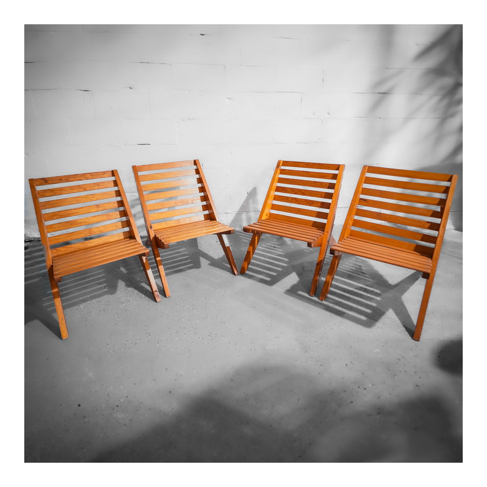 (4 pcs) Arthur Collani Mid Century Folding Wooden Lounge Chairs (1 of 6)