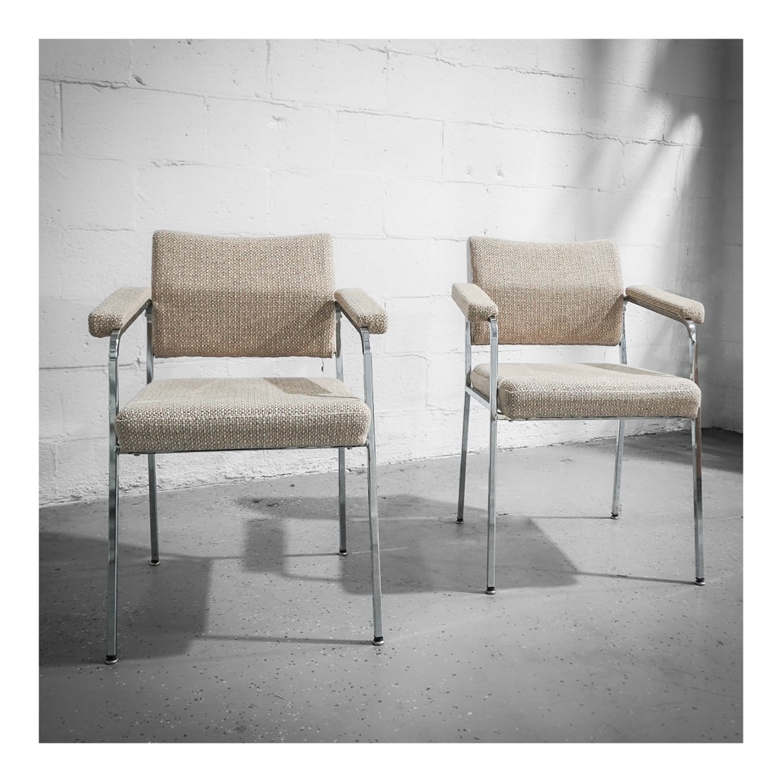 Pair of German Modern Thonet Chrome and Fabric Armchairs: Pair of German Modern Thonet Chrome and Fabric Armchairscirca 1970s, GermanA pair of German modern designed beige tweed upholstered armchairs with chrome legs and framework for furniture house Thonet.