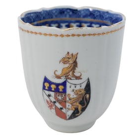 Antique Chinese Export Armorial Porcelain Tea Cup