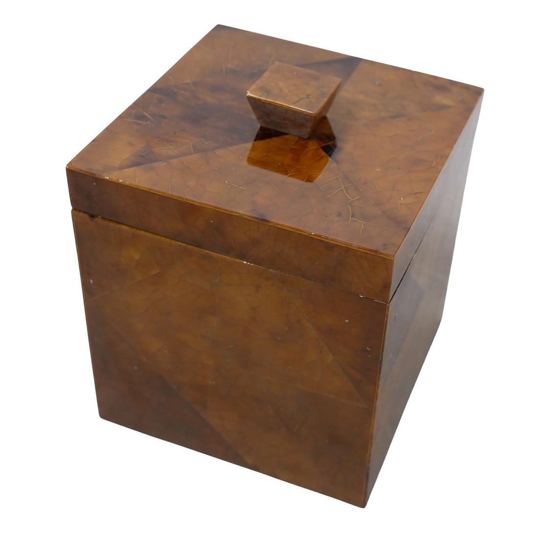 Vintage Tessellated Hollywood Regency Ice Bucket: Vintage Tessellated Hollywood Regency Ice BucketMid 20th Cent. USAStylish Hollywood Regency ice bucket. The exterior featuring geometric paneled faux tortoiseshell acrylic veneer over a wood body. Inc