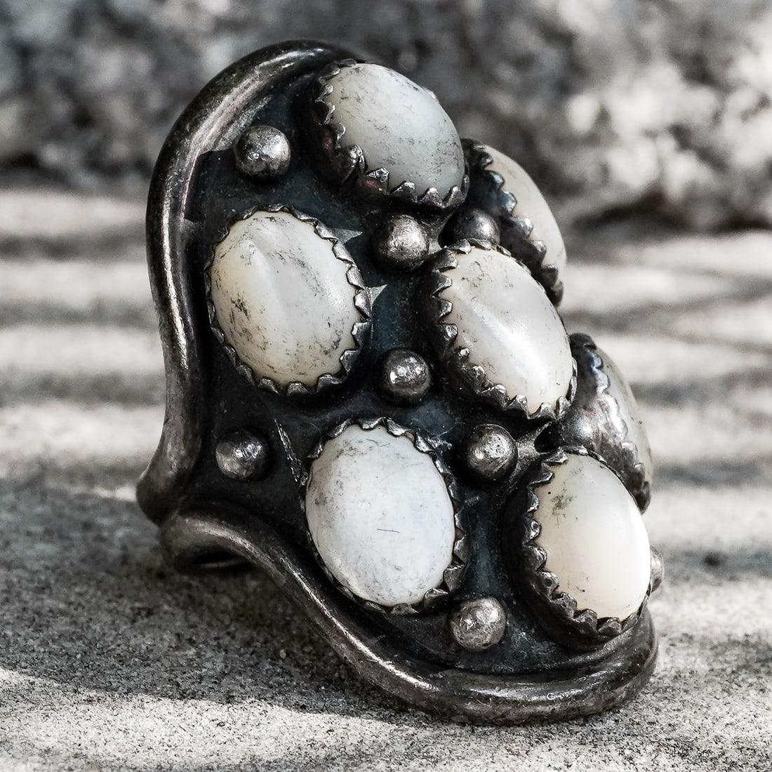 Nakai Vintage Navajo Sterling Silver & Mother of Pearl Ring (1 of 7)