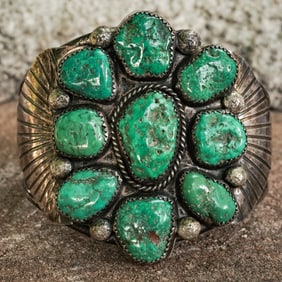 Vintage Navajo Sterling Silver & Green Turquoise Bracelet
