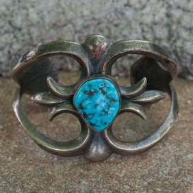 Vintage Navajo Sterling Silver & Turquoise Bracelet