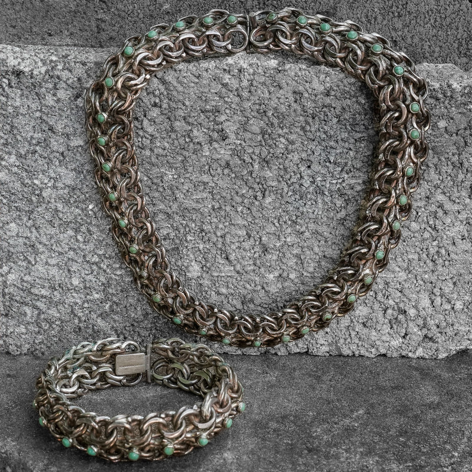 Vintage Mexican Sterling Silver & Turquoise Choker & Bracelet Set (1 of 7)