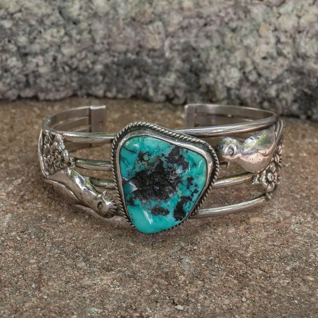 Vintage Navajo Sterling Silver & Turquoise Cuff Bracelet (1 of 7)