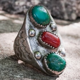 Vintage Navajo Sterling Silver, Turquoise & Coral Ring