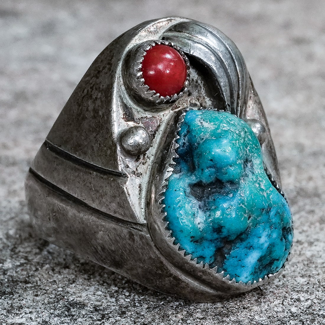 Vintage Navajo Sterling Silver, Turquoise & Coral Ring (1 of 7)