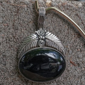 Vintage Navajo Sterling Silver & Onyx Pendant Signed