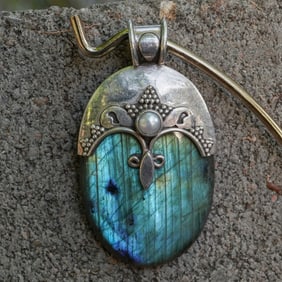 Vintage Sterling Silver Labradorite & Pearl Pendant