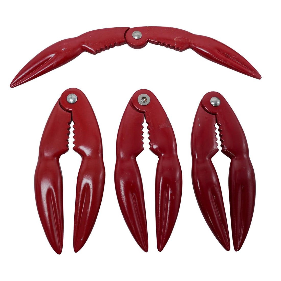 (4 Pc) Vintage Claw Crackers: (4 Pc) Vintage Claw Crackers 20th century, continental 4pc lot of vintage “crab claw cracker ” or lobster crackers. Design features two handles that are pulled together to apply pressure to th
