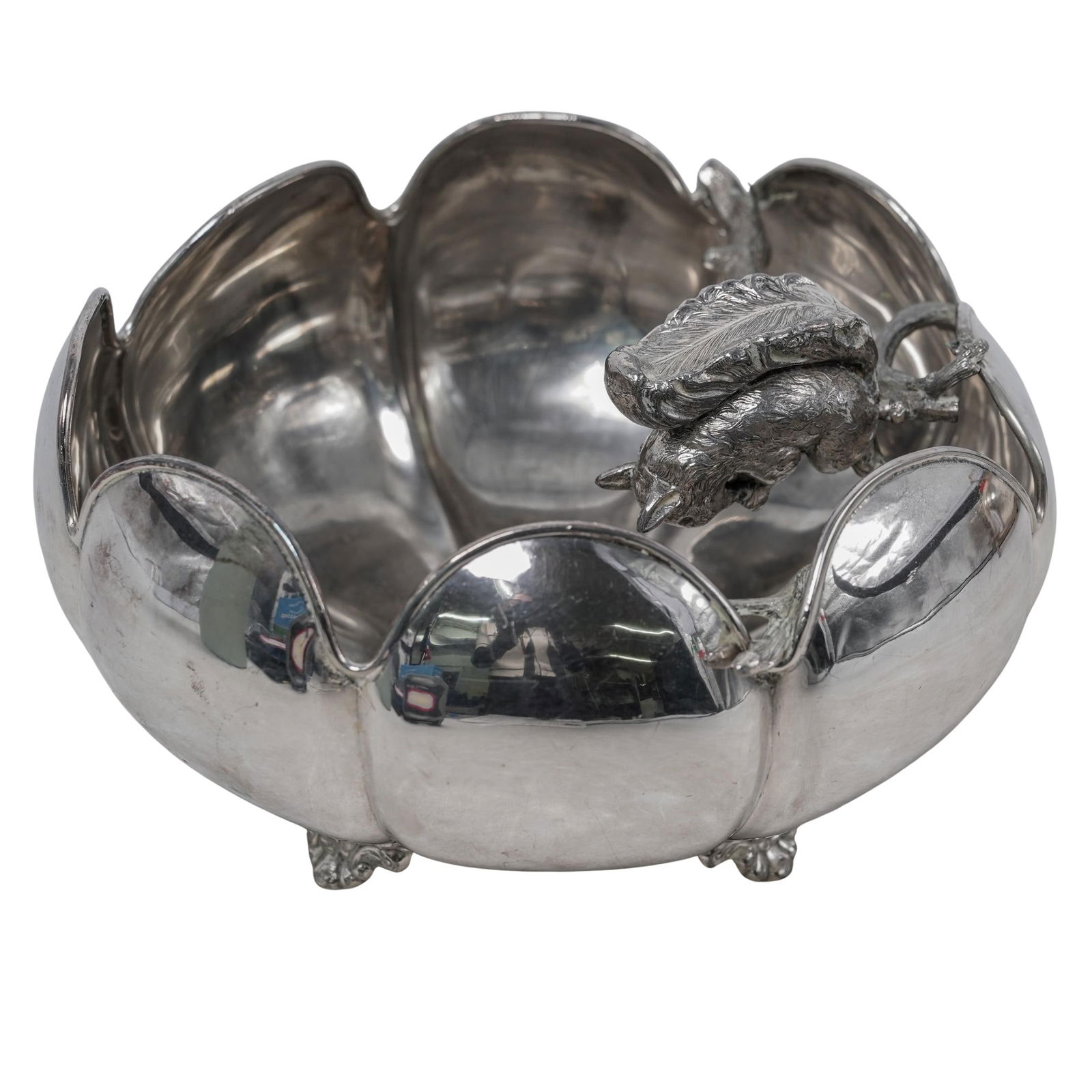 Antique Van Bergh Silver Plate Co. Scalloped Squirrel Nut Dish: Antique Van Bergh Silver Plate Co. Scalloped Squirrel Nut DishLate 19th-early 20th century, AmericanAn antique Van Bergh Silver Plate Co. silver-plated footed nut dish with a scalloped rim design and
