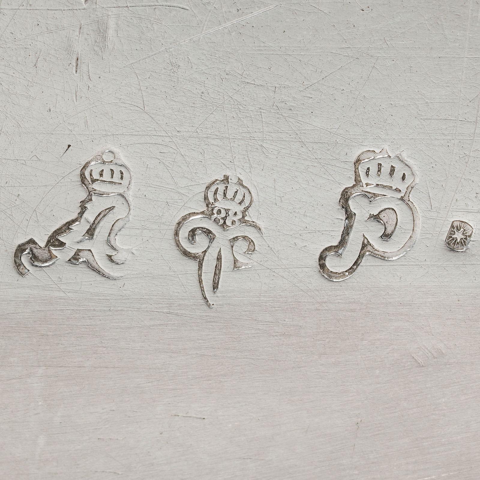 Antique Silver Snuff Case - 9