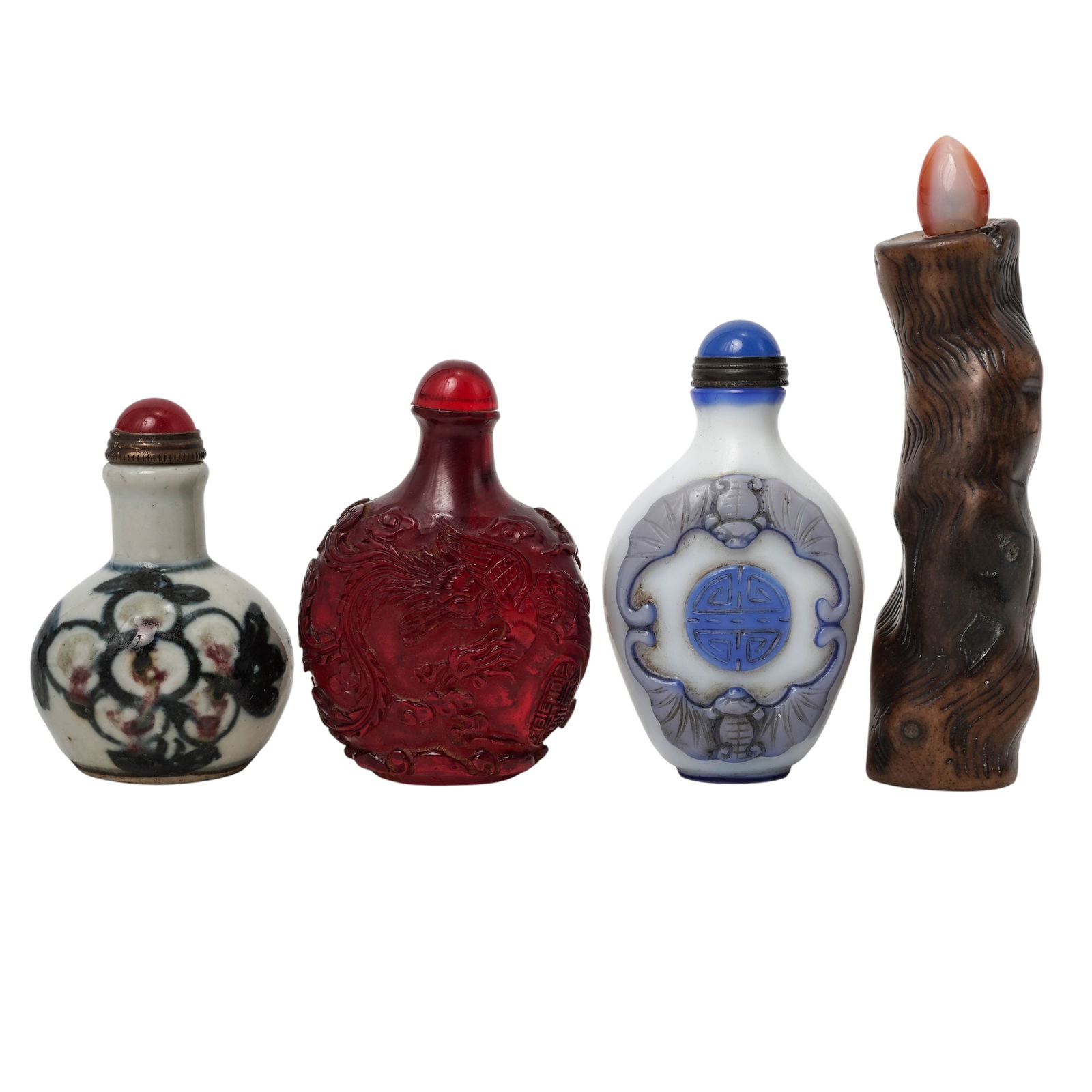 (4 pcs) Antique Chinese Snuff Bottles (1 of 8)
