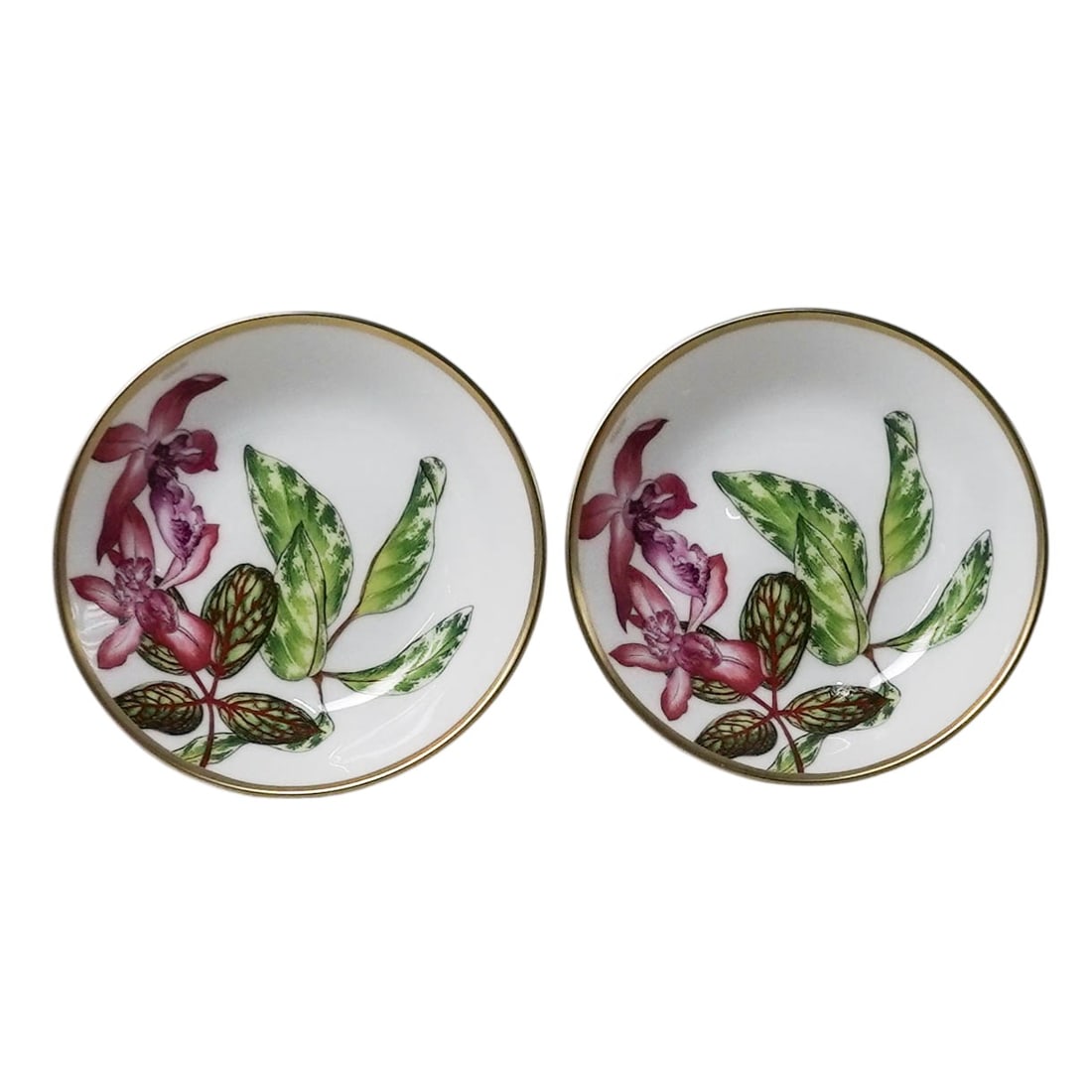 (2 Pc) Hermes Porcelain Passifolia Carnets D'equateur Birds Bowl: (2 Pc) Hermes Porcelain Passifolia Carnets D'equateur Birds Bowl 20th century, French Hermes lot of two include : (1) Passifolia Porcelain 24K gold rim 2 Soy Dish set, designed by artist Nathalie