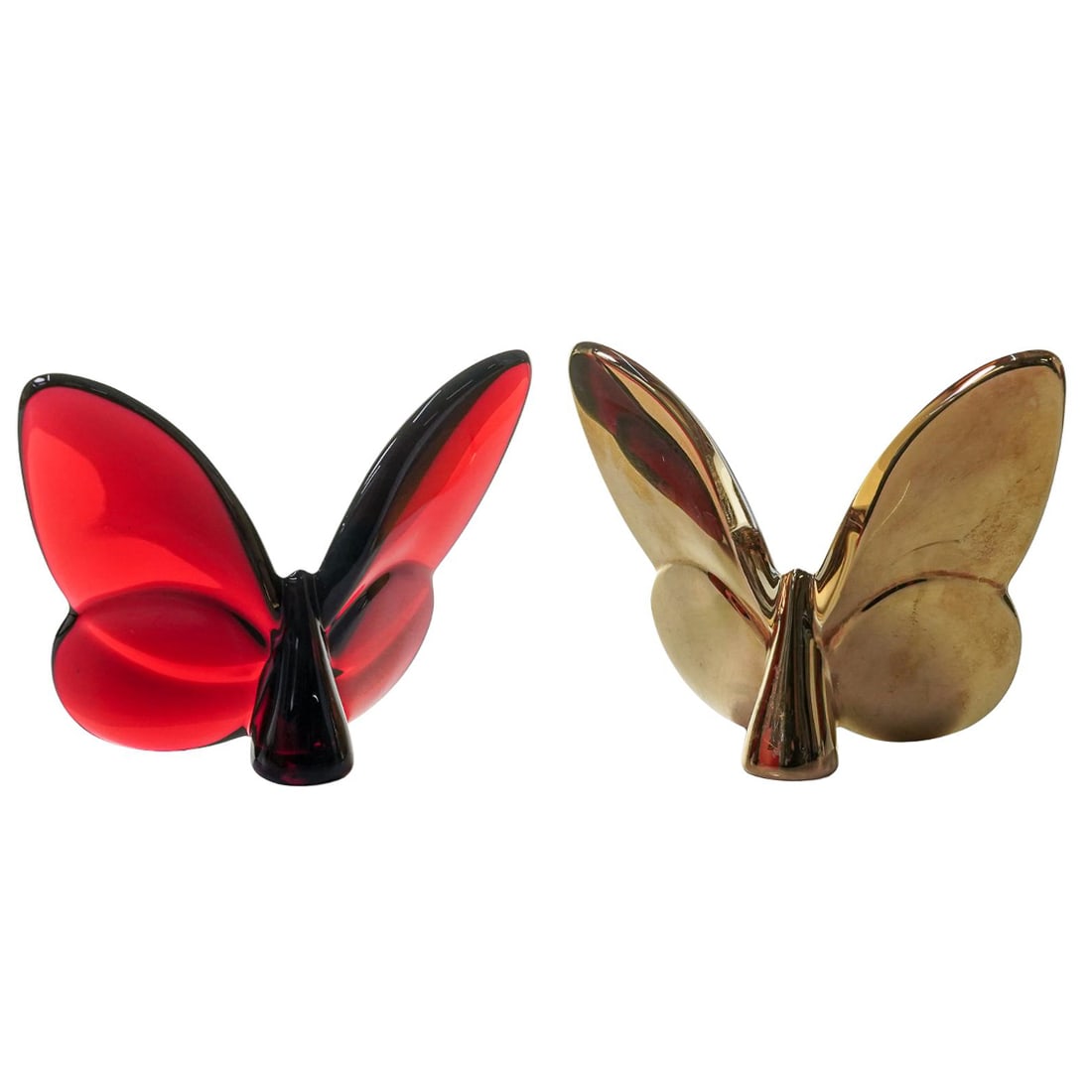 (2pc) Evelyne Julienne x Baccarat Crystal "Lucky" Butterflies: (2pc) Evelyne Julienne x Baccarat Crystal "Lucky" Butterflies2007, FrenchLucky Butterflies were designed by Evelyne Julienne for Baccarat in 2007. One is ruby red Lucky Butterfly while the other is li