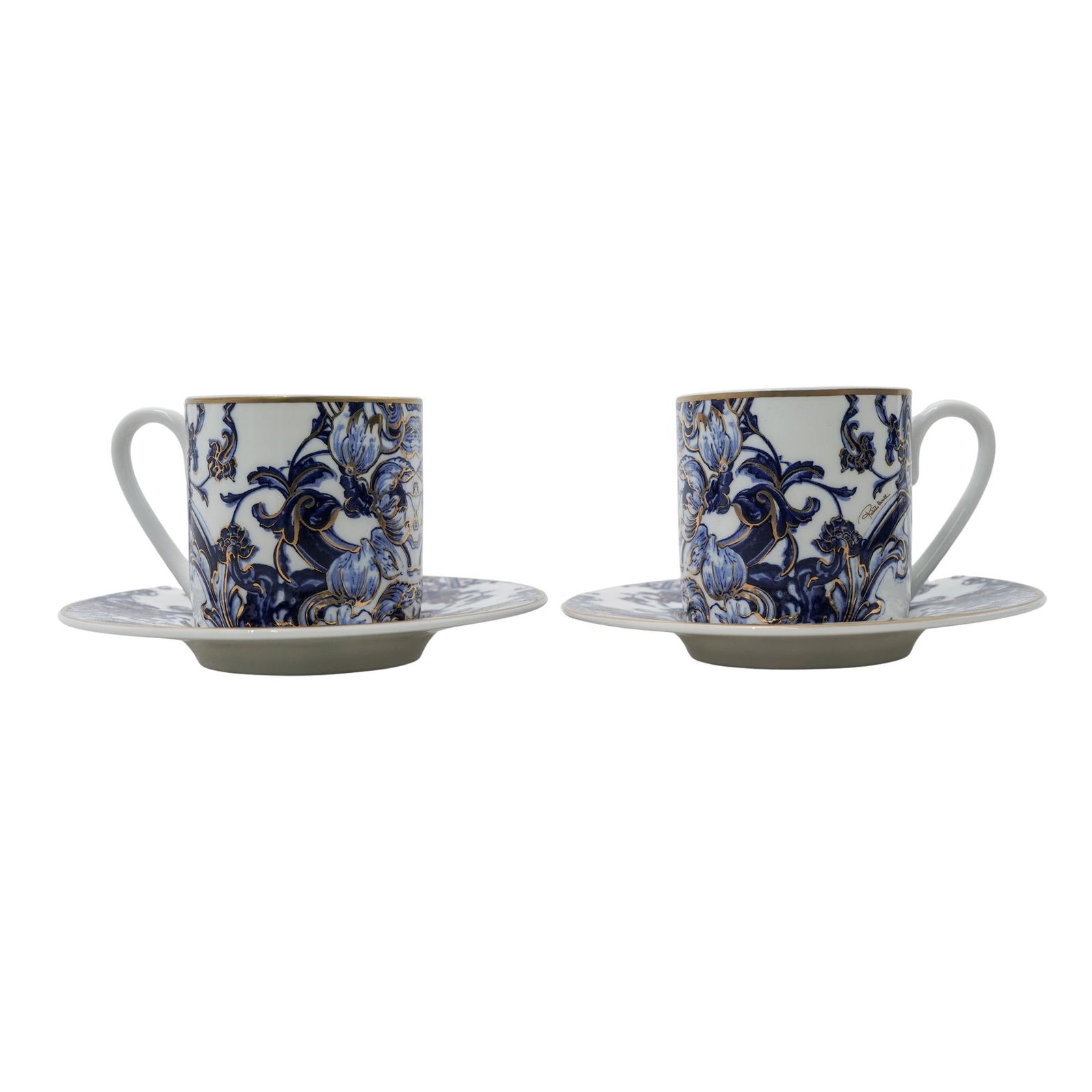 (4 Pc) Roberto Cavalli "Azulejos" Demitasse Set: (4 Pc) Roberto Cavalli "Azulejos" Demitasse Set21st century, ItalianThis Azulejos tableware collection by Roberto Cavalli Home is crafted from 100% fine bone china and features a design inspired by tr