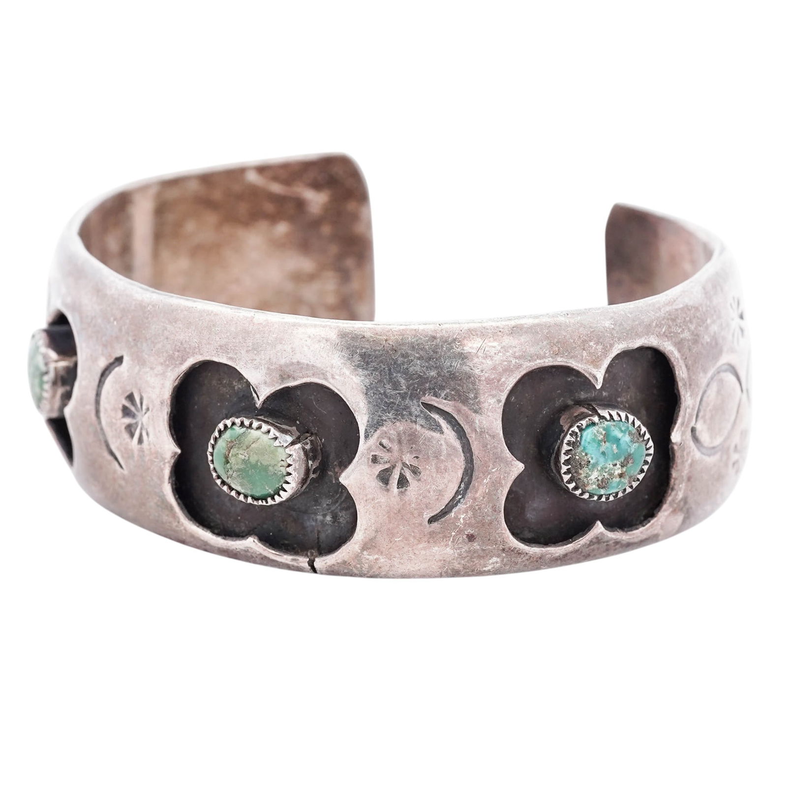 Vintage Navajo Sterling Silver & Turquoise Bracelet (1 of 5)