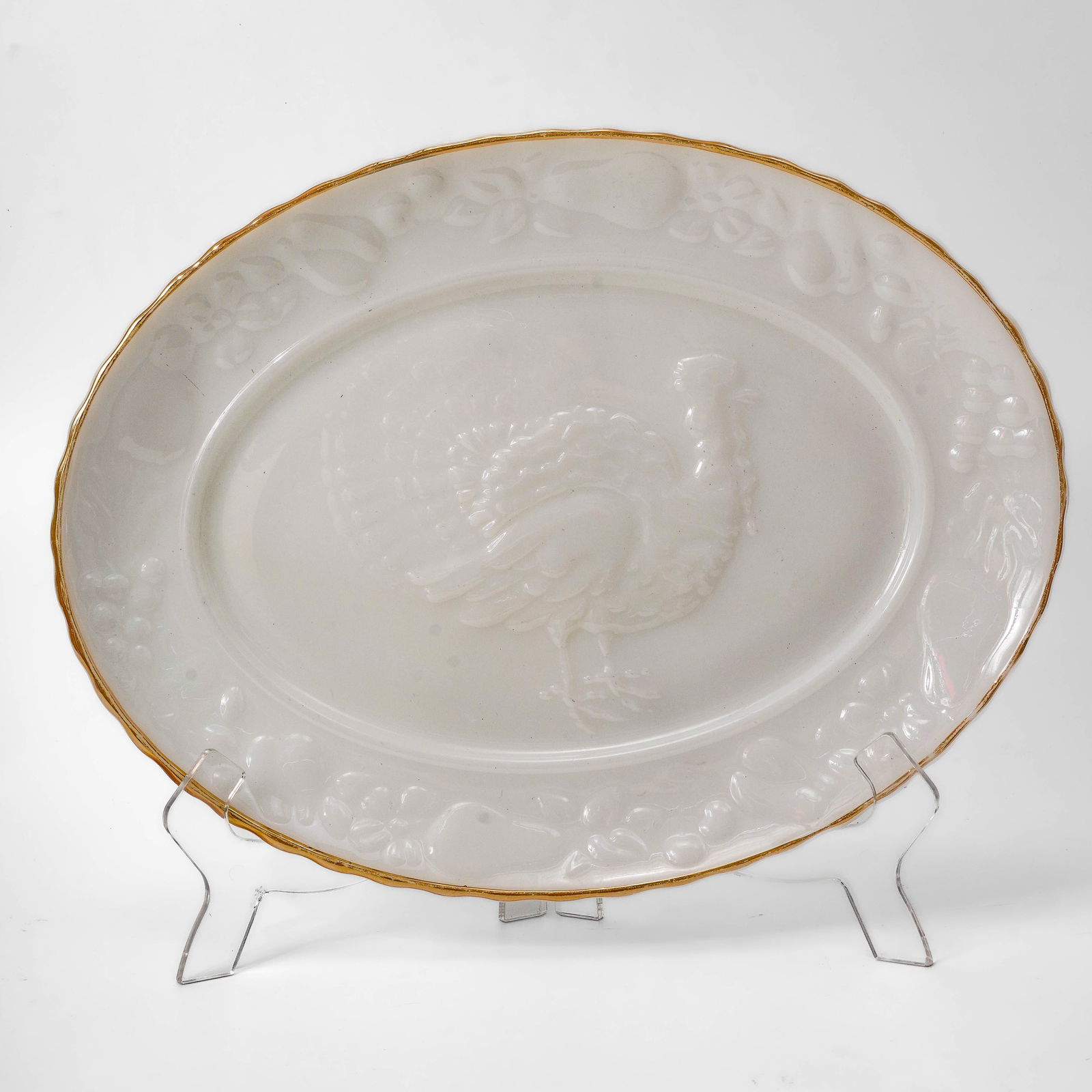 Vintage Anchor Hocking Milk Glass Turkey Serving Platter: Vintage Anchor Hocking Milk Glass Turkey Serving Plattercirca 1960s, AmericanVintage Anchor Hocking white milk glass turkey serving platter with gold trim. It features an embossed white on white turke