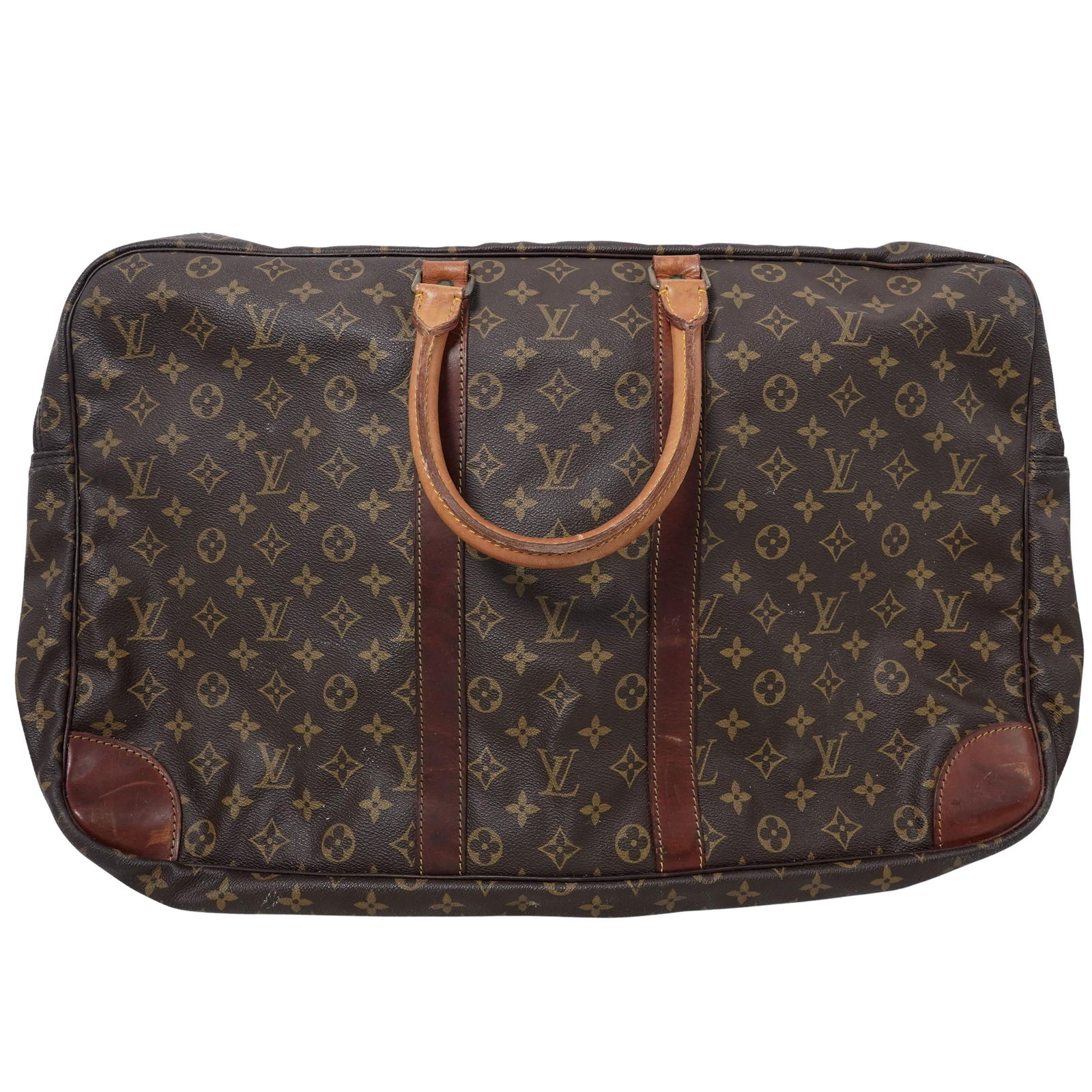 Louis Vuitton Sirius 60 Monogram Canvas Suitcase: Louis Vuitton Sirius 60 Monogram Canvas Suitcase1984.FrenchThis Louis Vuitton Sirius 60 is a classic piece of luxury travel heritage. It is crafted from Louis Vuitton’s iconic Monogram coated canvas