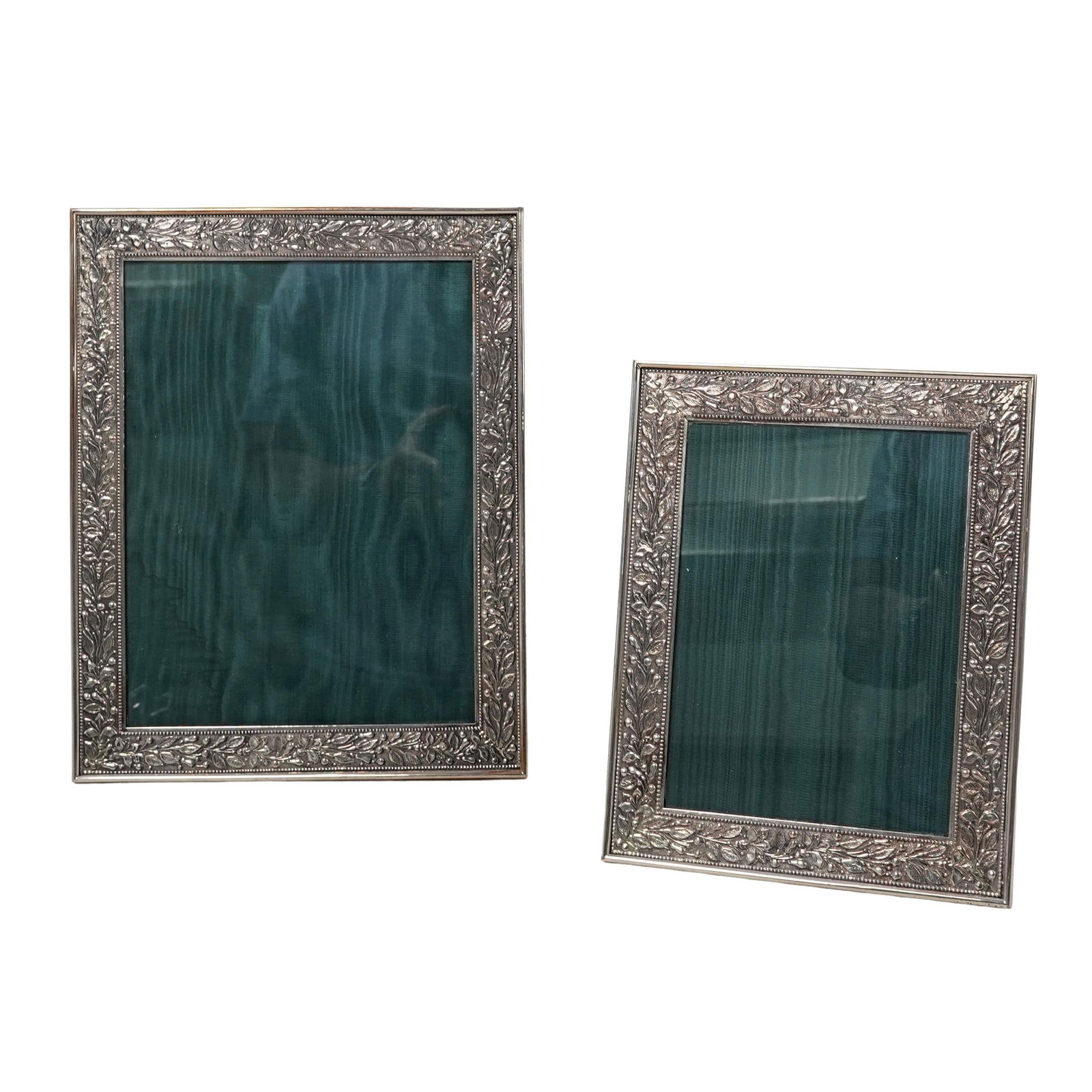 Pair of Italian Sterling Silver Floral Picture Frames (1 of 7)
