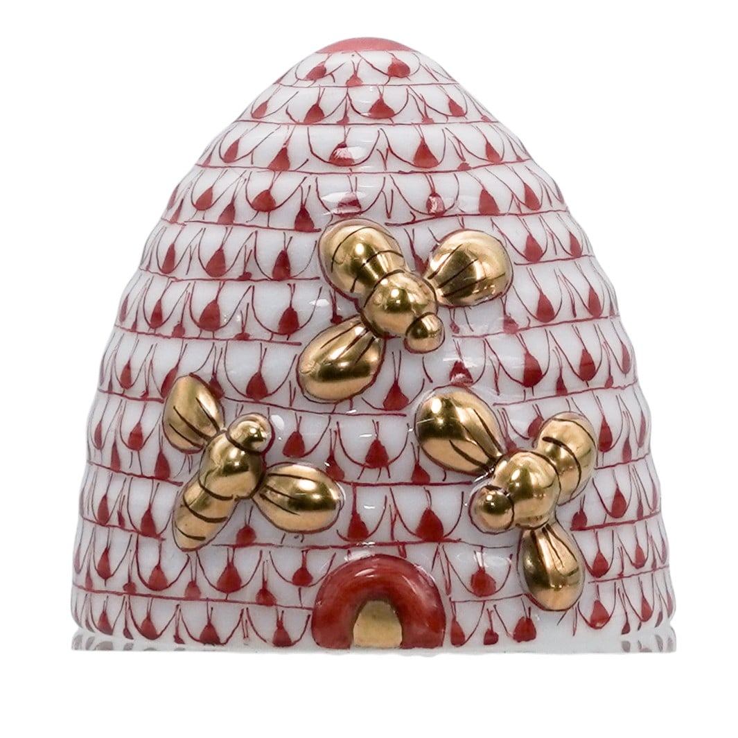 Herend Porcelain "Beehive" Rust Fishnet Figurine: Herend Porcelain "Beehive" Rust Fishnet Figurine20th century, HungarianHerend porcelain figurine depicting a beehive in the rust fishnet pattern with 24k gold accents. Marked with Herend hallmarks and