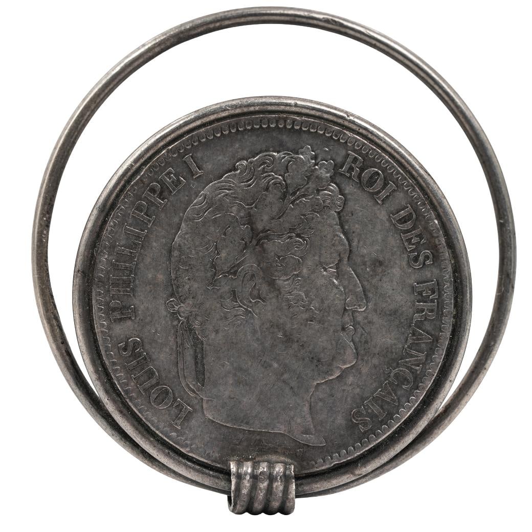 Louis Philippe I 1834 French 5 Francs Silver Coin Money Clip: Louis Philippe I 1834 French 5 Francs Silver Coin Money Clip Coin dated 1834, France; later silver money clip mount Silver Money clip featuring an original French 5 Francs silver coin (Louis Philippe