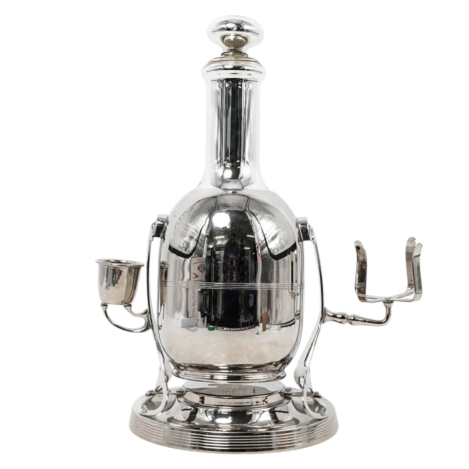 Manning Bowman & Co.Silver Plated "Hotakold" Beverage Dispenser: Manning Bowman & Co.Silver Plated "Hotakold" Beverage Dispenser Circa 1910-1911, American This is an antique silver-plated beverage dispenser manufactured by Manning, Bowman & Co. of Meriden, Conn.