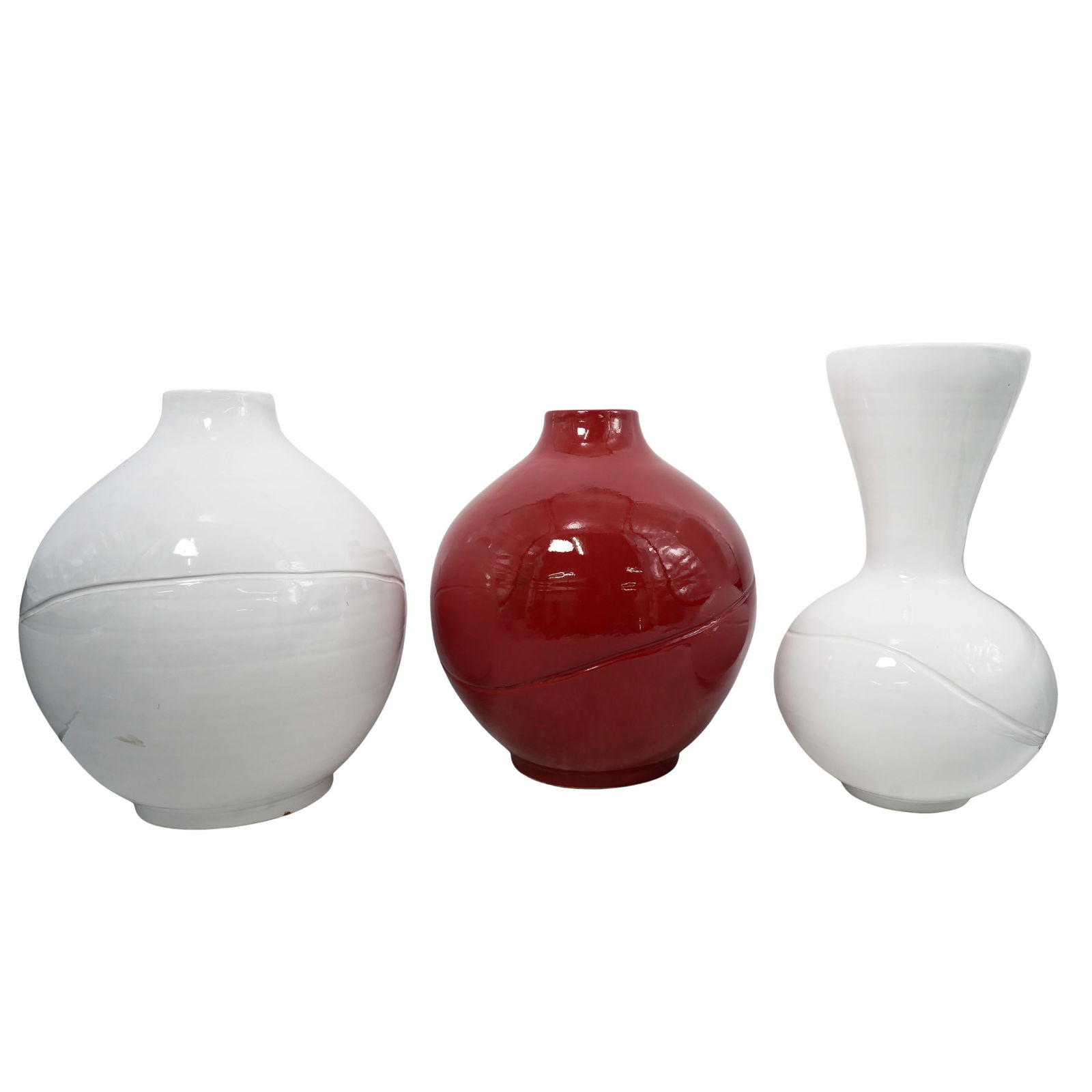 (3 pcs) Red & White Terracotta Vases: (3 pcs) Red & White Terracotta VasesLate 20th-early 21st centuryA set of three terracotta vases, two in white glaze and one in a red glaze. Each have a defined line pattern through the middle, two vas