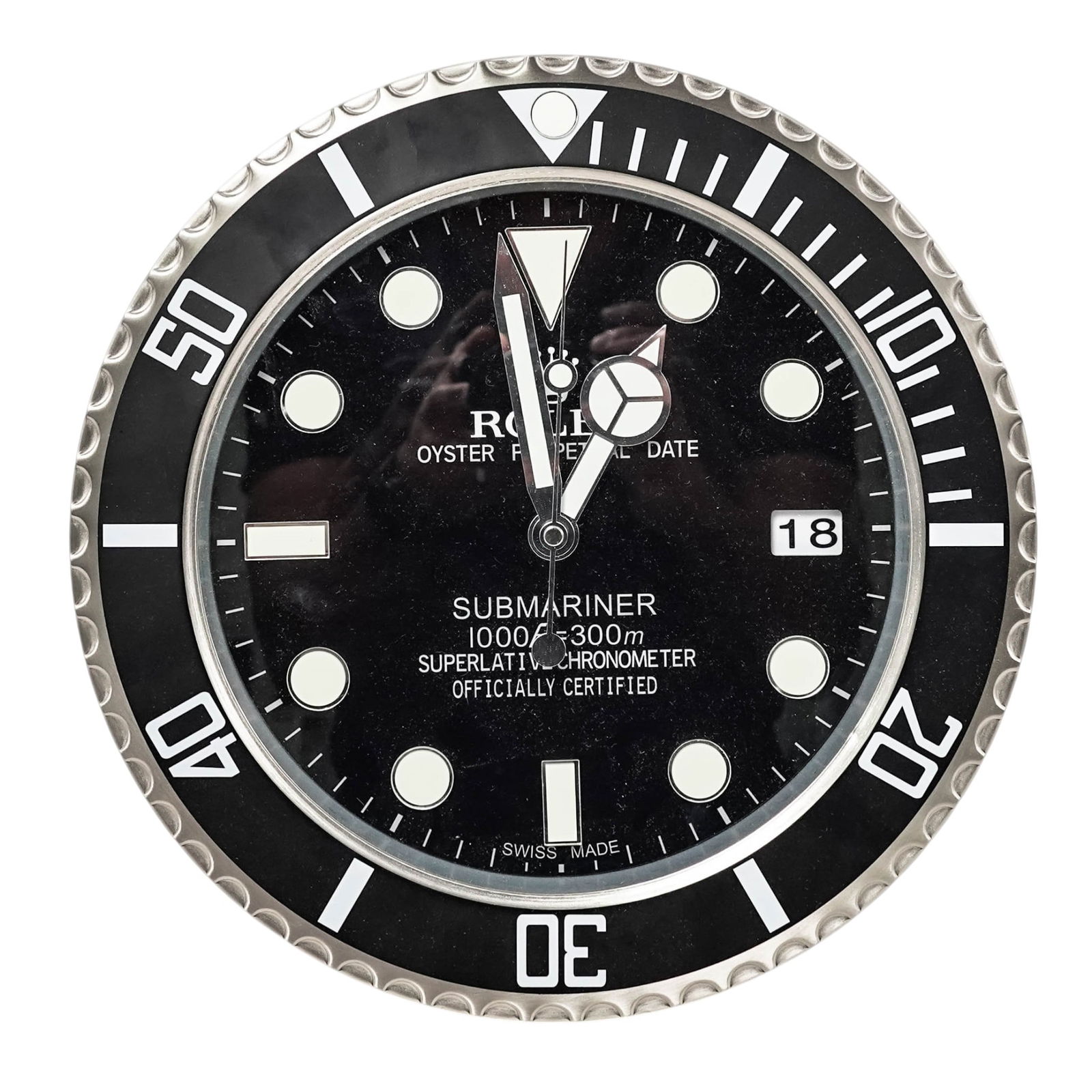 Rolex Style Dealer's Submariner Wall Clock: Rolex Style Dealer's Submariner Wall Clock Late 20th-early 21st century Rolex style wall clock replicating the appearance of a Rolex Submariner wristwatch. Functional. Diameter 13.25"