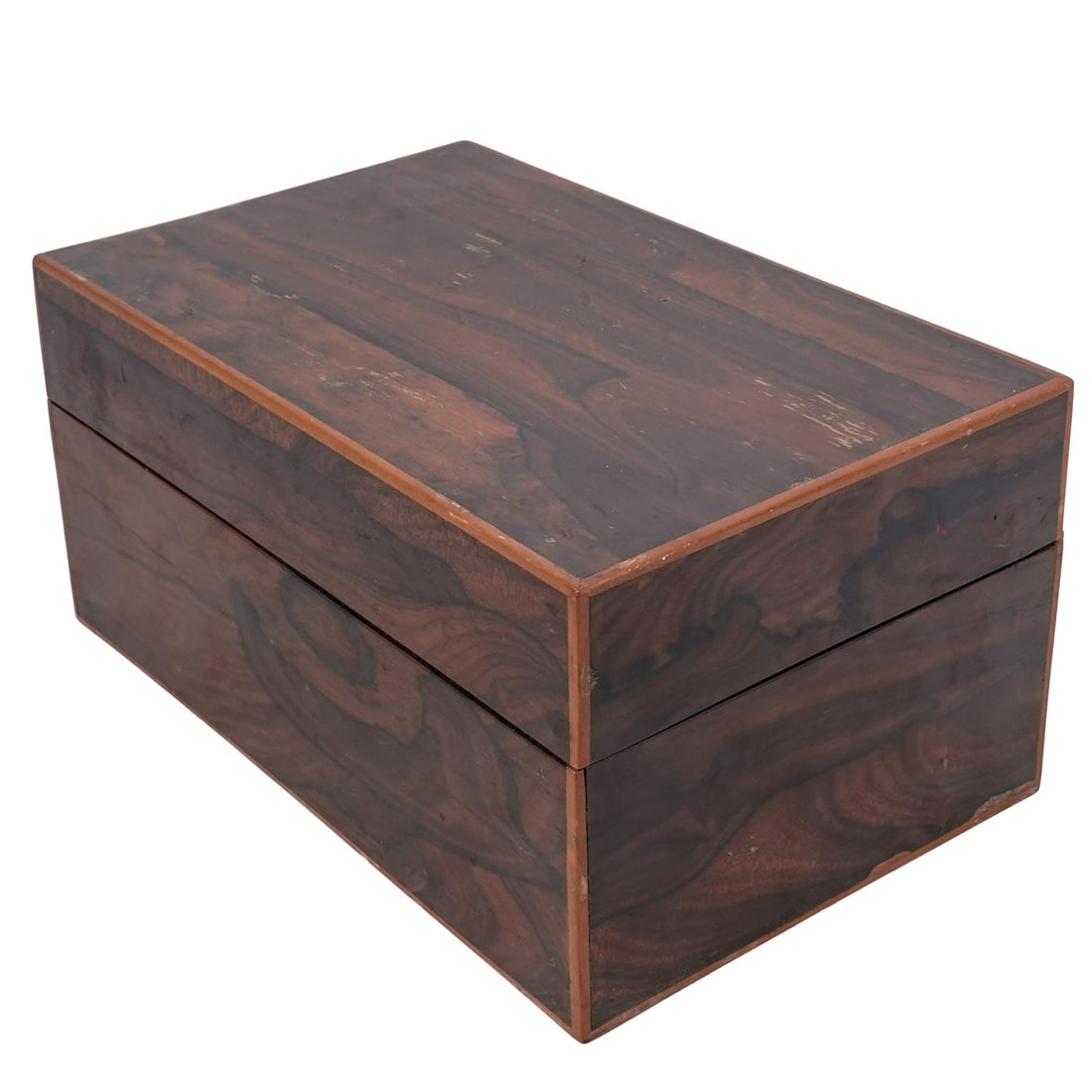 Vintage Campaign-Style Wood Cigar Humidor: Vintage Campaign-Style Wood Cigar HumidorMid to late 20th Cent.This cigar humidor is an example of functional craftsmanship, featuring a classic rectangular silhouette with a hinged lid. Its campaign-