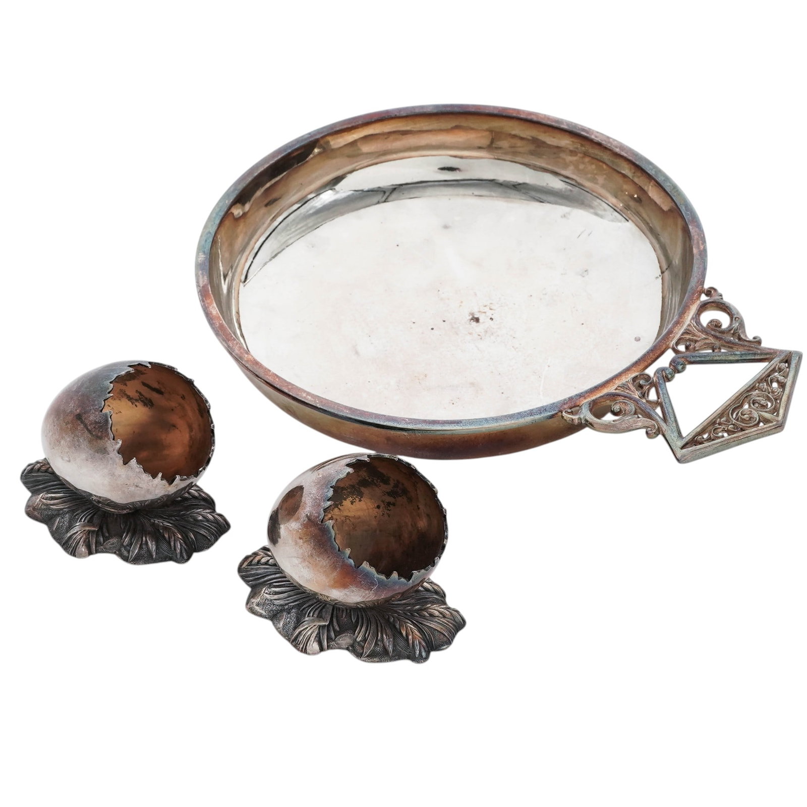 (3 pc) Meriden Britannia Co. Silver Plated Porringer & "Cracked Eggshell" Cups (1 of 11)