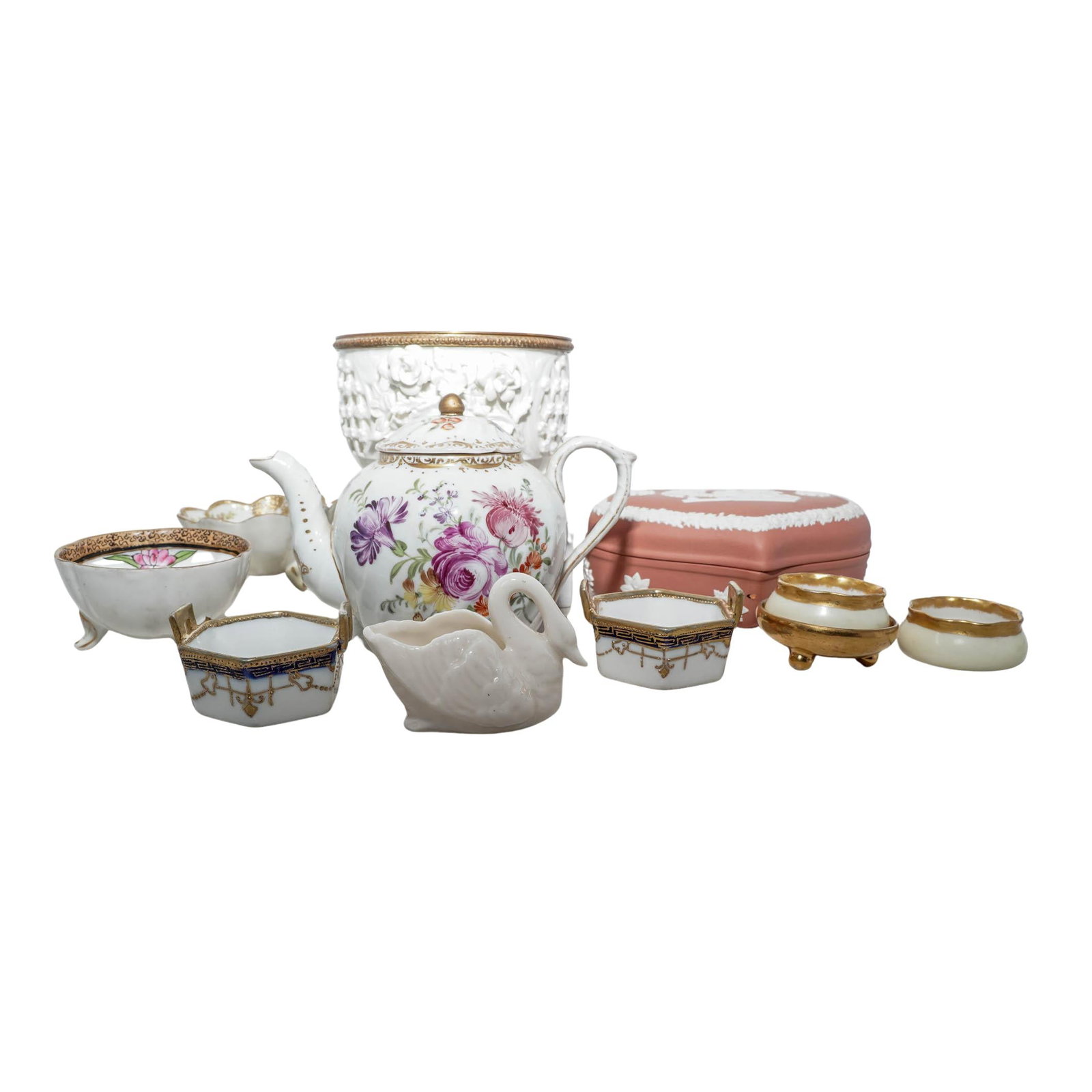 (11 pcs) Vintage Porcelain Table Objects (1 of 11)