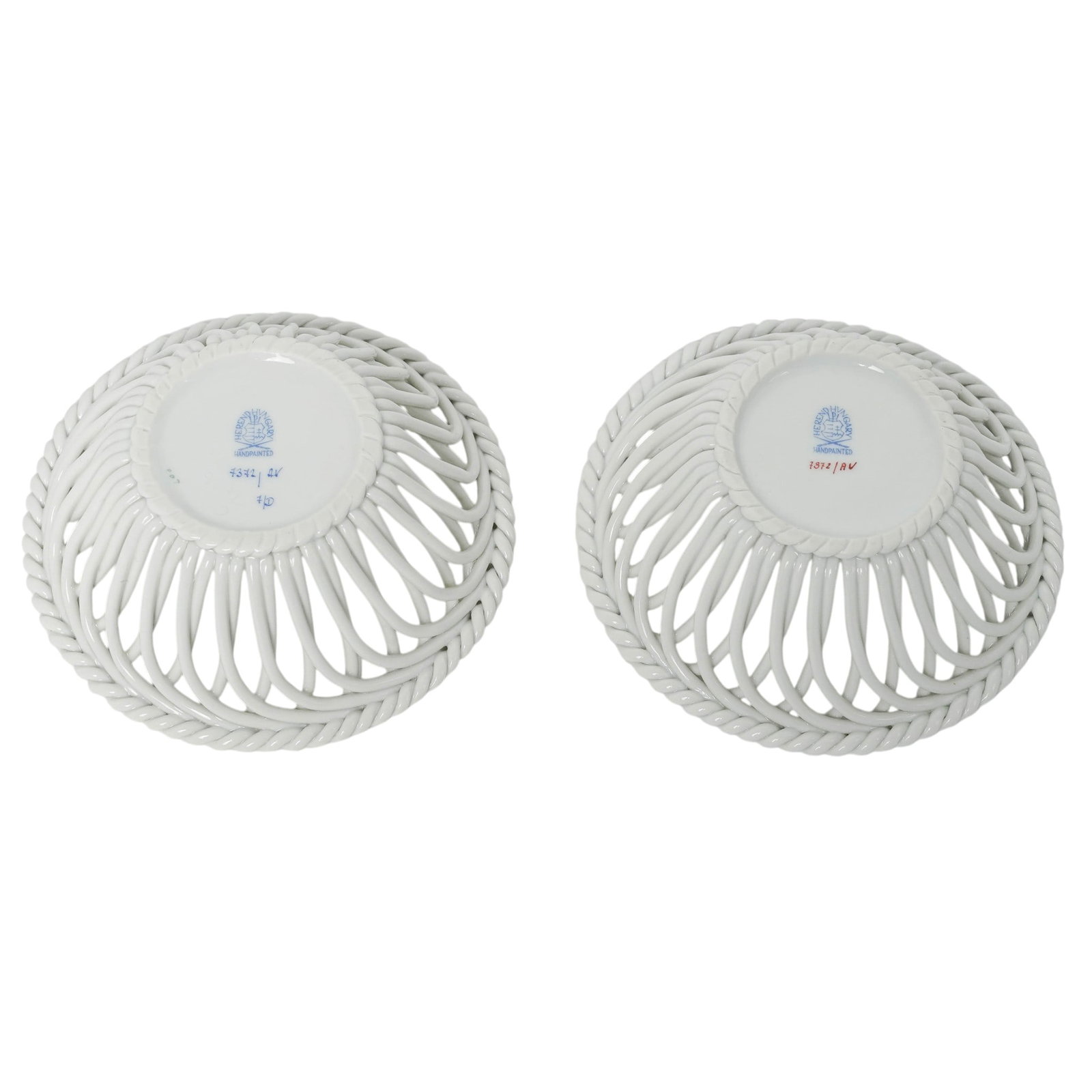 (2 pc) Herend Porcelain Openwork Baskets - 8