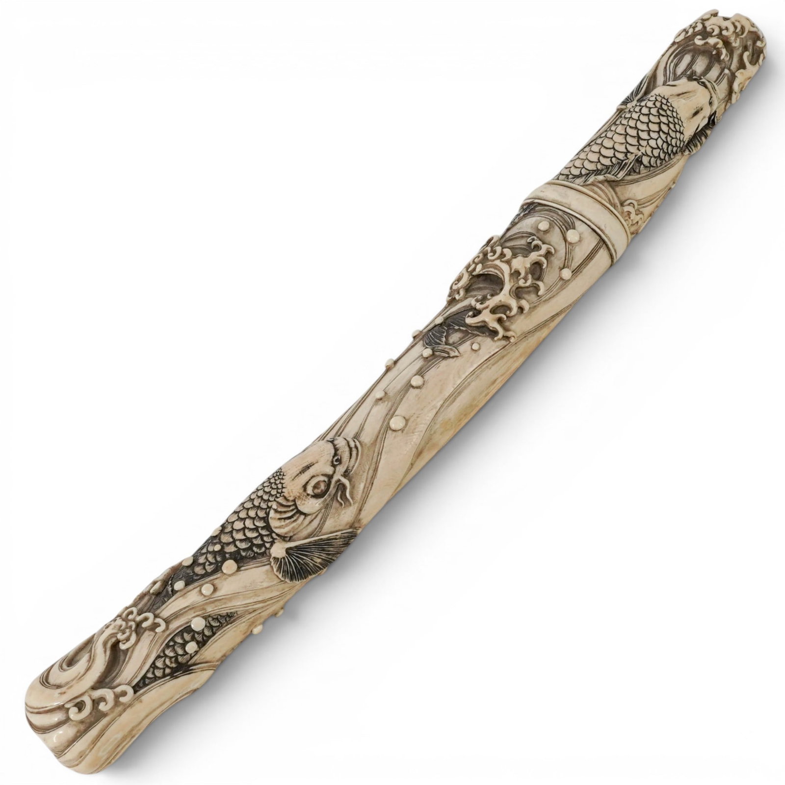 Japanese Meiji Carved Bone Tanto Dagger: Japanese Meiji Carved Bone Tanto Dagger 19th Cent. or earlier. Japanese This antique Japanese Meiji period carved bone Tanto dagger features an incredibly detailed, hand-chiseled exterior casing depic