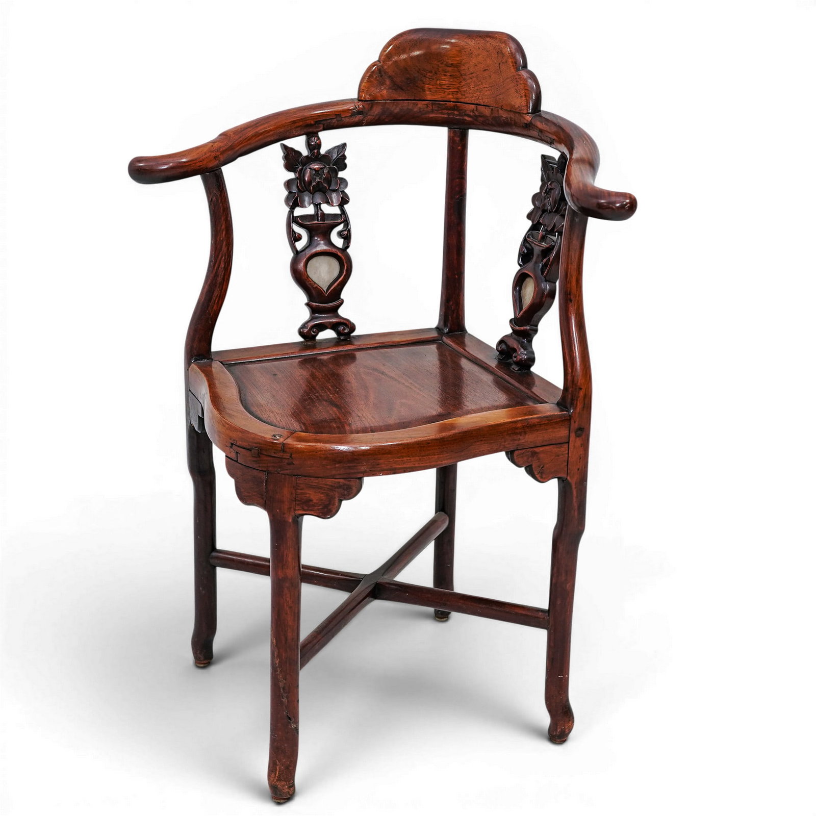 Chinese Rosewood Corner Chair: Chinese Rosewood Corner Chair 20th century, Chinese Chinese corner chair, traditionally handcrafted from dense, high-quality rosewood (such as Hongmu or Huali). Features a distinctive, continuous