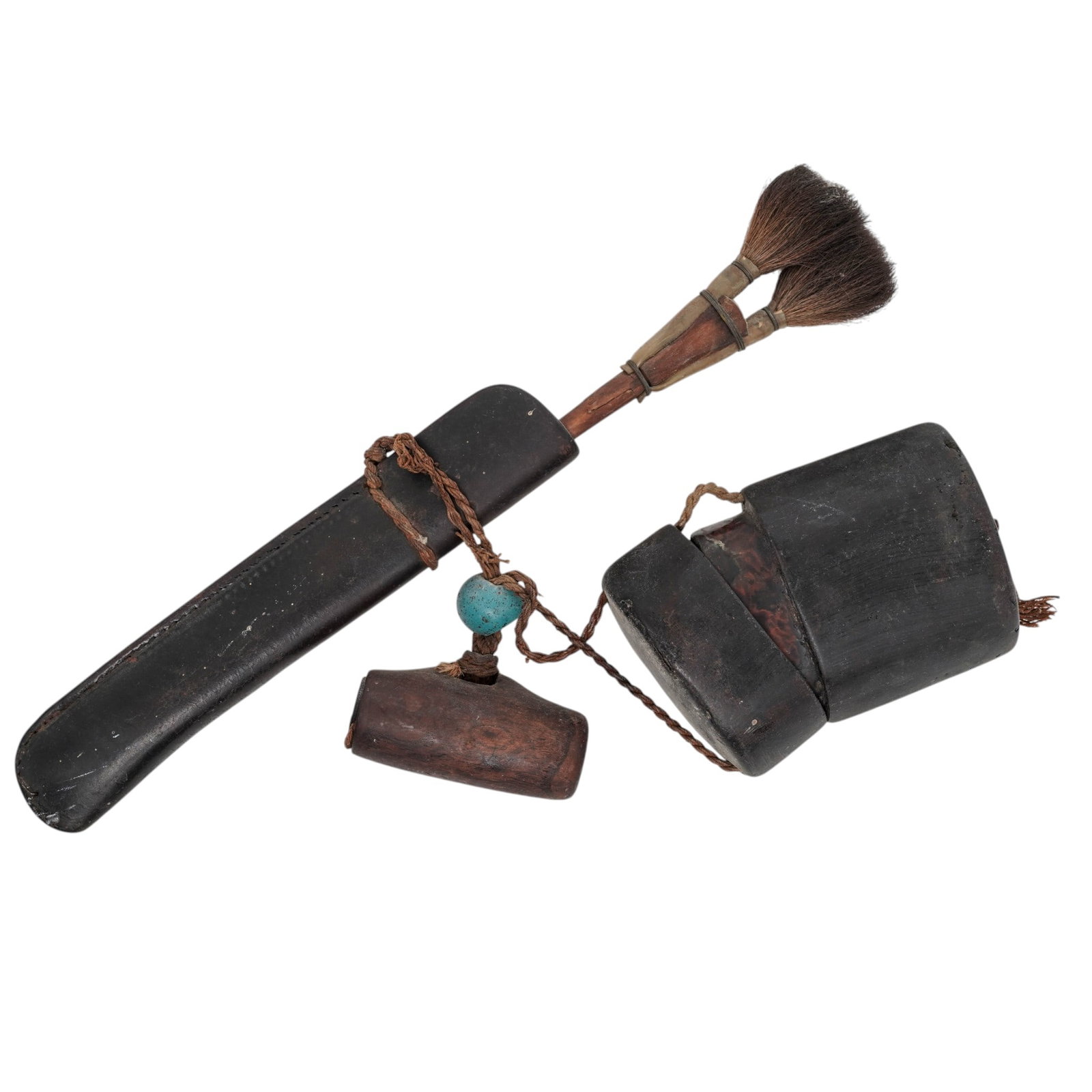 Japanese Meiji Leather Tonkotsu & Kiseruzutsu Sagemono Smoking Set (1 of 2)