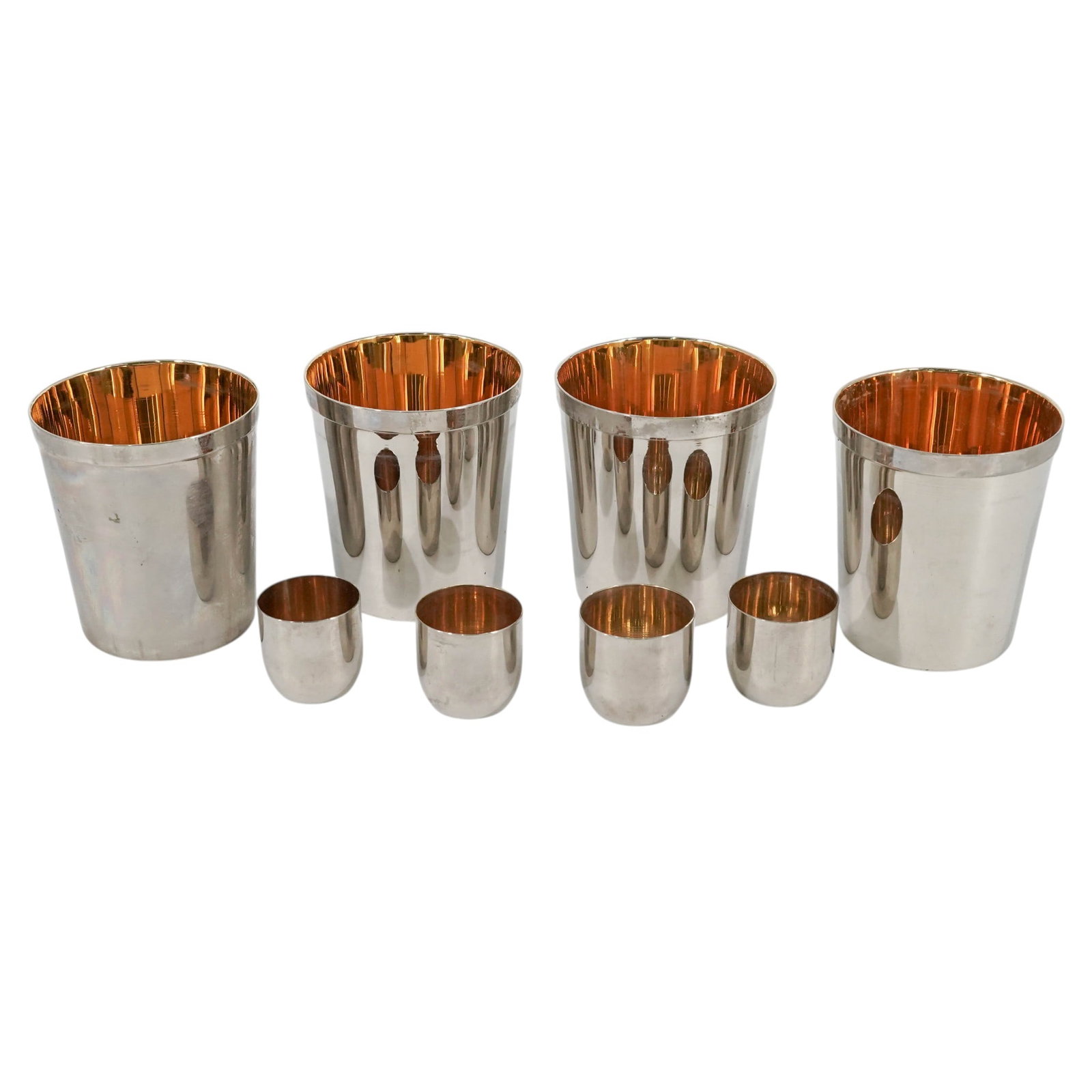 (8 Pc) Vintage Silver Plated Tumblers and Nippers, Leather Carrying Cases (1 of 9)