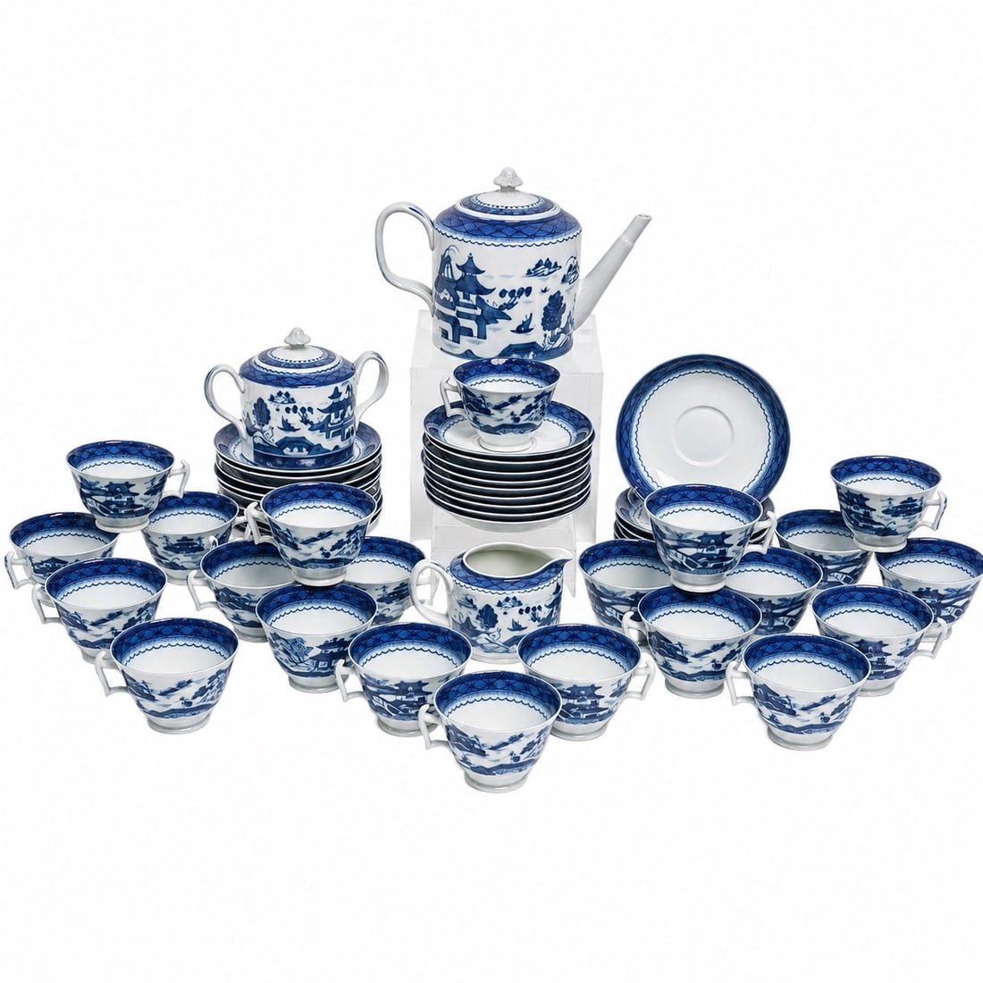 (50pc) Mottahedeh Vista Alegre "Blue Canton" Porcelain Tea Set (1 of 6)
