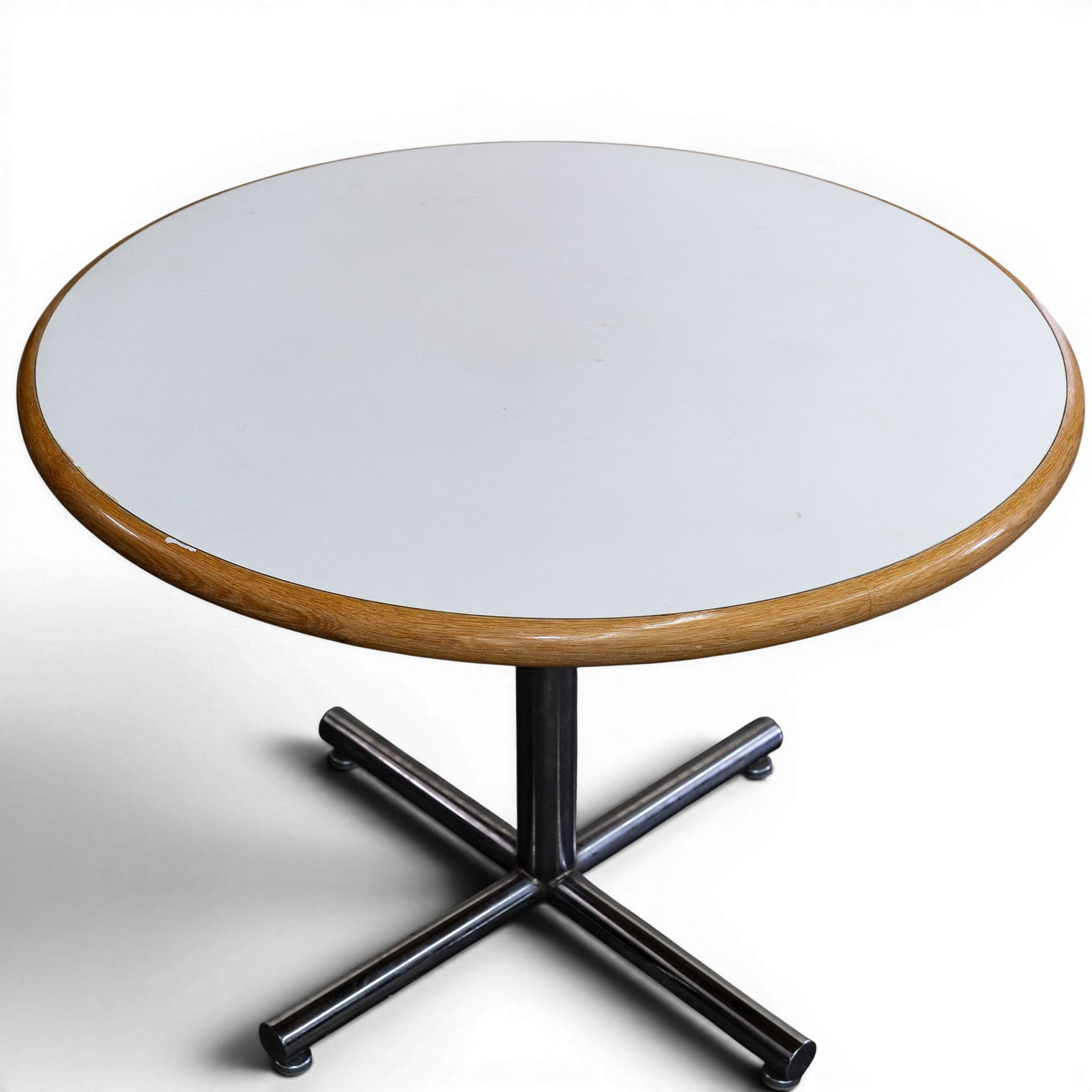 Vintage Round Melamine Dining Table - 2
