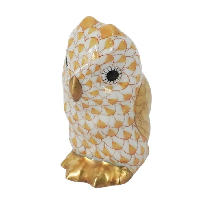 Herend Butterscotch Fishnet Porcelain Owl: Herend Butterscotch Fishnet Porcelain Owl 20th century, Hungarian A miniature Herend porcelain owl (number 5102) in the butterscotch fishnet color way. Marked on bottom with Herend hallmark, "5102/VHJ
