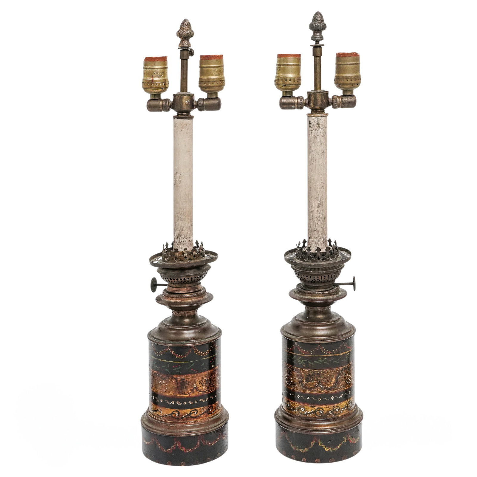 Pair Of Antique "Lampe à Pétrole" Tole Table Lamps (1 of 10)