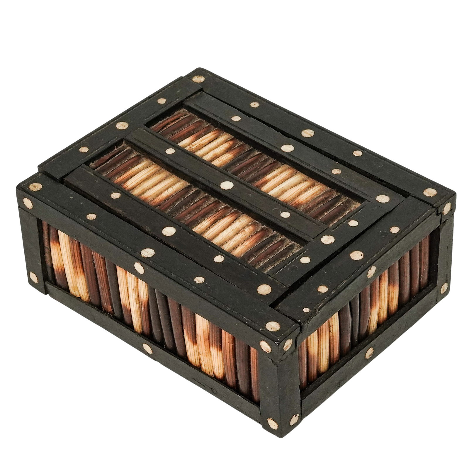 Antique Anglo-Indian Porcupine Quill Box: Antique Anglo-Indian Porcupine Quill Box c. 1880-1910, Sri Lanka Small porcupine quill box, a type of decorative craft traditionally made in Sri Lanka during late 19th century. The dark solid